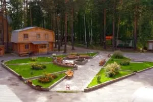 Baza de pe lacul Uvildy (pentru odihna si pescuit) regiunea Chelyabinsk