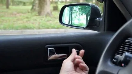 Laterală oglinda retrovizoare pentru securitate
