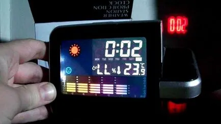 Часовник метеорологична станция с будилник и време проектор с екран LCD