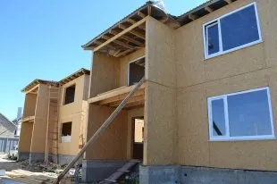 Analiza exterioară de acoperire a blocului casa de toate materialele și sfaturile de constructorii - repararea ușoară de apartamente