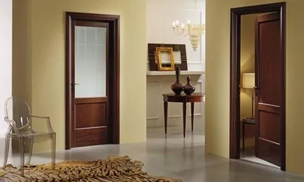 Dekoráció régi ajtó kezük ólomüveg, decoupage, craquelure (fotó és videó)