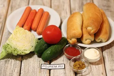 Házi hot dog - egy lépésről lépésre recept, hogyan kell főzni fotókkal
