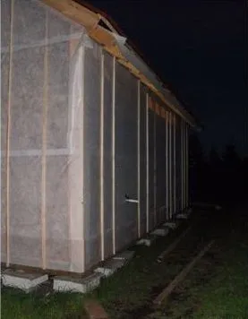 Construcții Extreme „, sau cum să construiască o casă timp de 2 săptămâni, cu propriile sale mâini