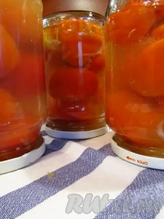 Töltött paprika savanyúság - egy recept egy fotó