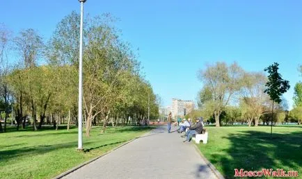 parc Golyanovsky și iaz - Moscova plimbări, plimbări