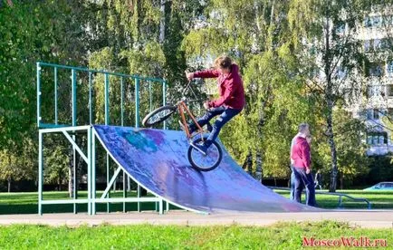 Golyanovsky парк и езеро - Москва разходки, разходки