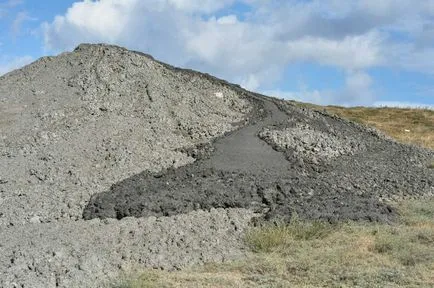 vulcani noroiosi din peninsula Taman