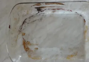 Hogyan mossa le a serpenyőt a régi zsírt