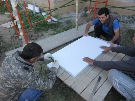 Cum de a face propriile mâini instrument la îndemână pentru tăiere de Styrofoam, bowsaw cu tăiere