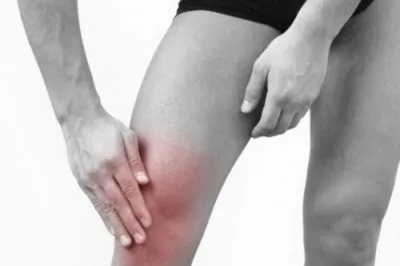 Cum se utilizează exerciții pentru a consolida articulația genunchiului