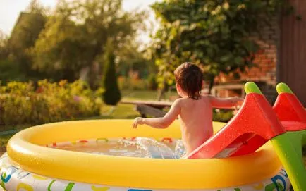 Как да изберем басейн за детето в страната
