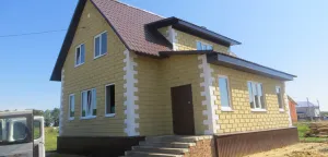 Cottage település „szoláris” a pózol a Penza régió