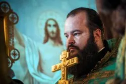 Mitropolitul Theophane a făcut o liturghie în ziua de sărbătoare Sviazhsky Makarevskoy deșert, știri