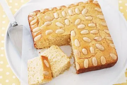 Almond торта на няколко рецепти