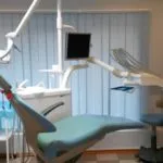 Despre centrul de Donetsk Implantul dentar
