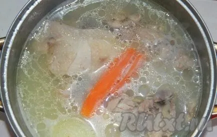 Fűszeres paradicsom leves csirke és a rizs - előkészítése lépésről lépésre fényképpel