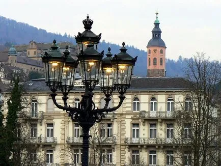 O excursie la Baden-Baden, panouri turistice, trebuie să se conformeze, ce ar trebui făcut și ce să nu facă