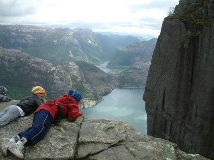 Pulpit Rock, Норвегия, кога да отида, къде да живеят, да се катери към скалите