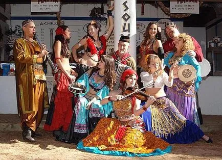Различни Gypsy танци
