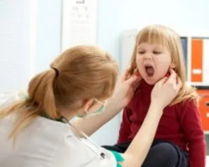 Hogyan védi a gyermeket a hideg, a megelőzés a megfázás gyermekek, baba és mama