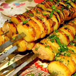 Frigaruile de cartofi pe gratar - portalul culinar c bunele maniere