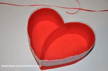 Чанта, изработена от филц с ръцете си майсторски клас, за да направим една кутия във формата на сърце