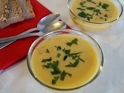 Sütőtök leves burgonyával (recept fotó)