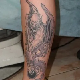 demoni tatuaj