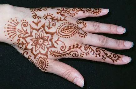 tatuaje henna