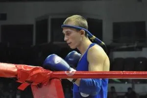 Thai box, Muay Thai, Kickboxing, Maksim Neledva (batalion) în grupul de formare, individul