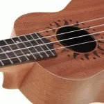 Ukulele - egy kis ukulele 4 Strings
