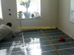 Controlul electric de încălzire prin pardoseală, sfaturi privind alegerea unui termostat de podea