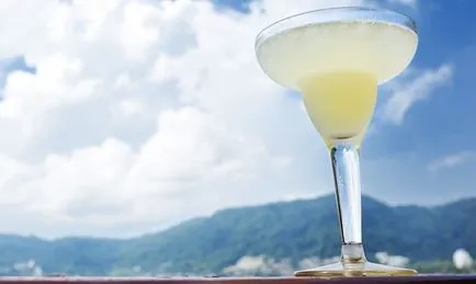 Cocktail-uri cu rom alb - rețete de gătit în mediul de origine video, nalivali