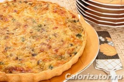 plăcintă Loranskaya cu pui si ciuperci - calorii, compoziția, descrierea