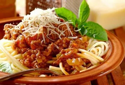 Trucuri de gătit spaghete bolognese, retete delicioase