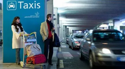 Repülőtér Paris Charles de Gaulle és hogyan lehet eljutni a város