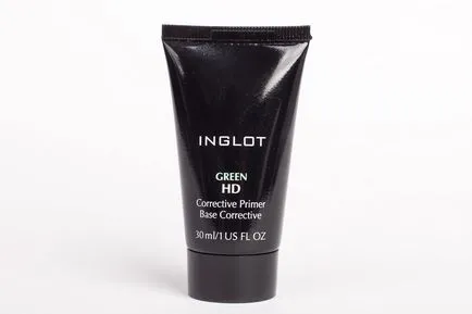 Baza de make-up de revizuire pe Inglot, din interior frumusete