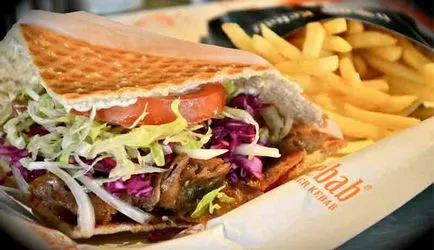 Franchise döner kebab (a döner kebab)