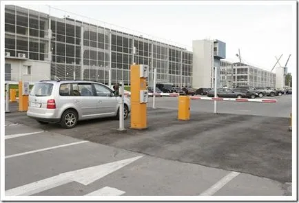 Къде да паркират на летището Домодедово се научите как да се избегнат големите разходи на паркинг в