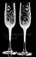 Индивидуално декорирани сватбени чаши - чаши за вино за сватба в ексклузивно дизайн от компанията