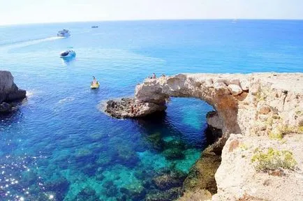 Blue Lagoon Ciprus közelében Athos és Ayia Napa, fotók