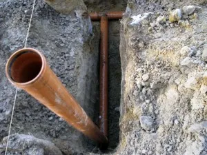 Монтаж на канализационни тръби с ръце г. в частен дом видео