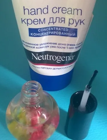 Noua mea formula de crema de îngrijire eficientă mână Neutrogena formula norwegian plus ulei