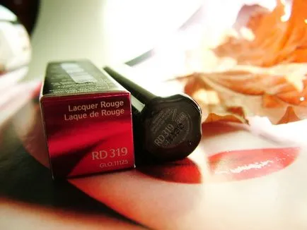 Моят идеален офика! Лакирани Гланц за устни Shiseido lacuer руж rd319 Pomodoro - Елена Чемезов