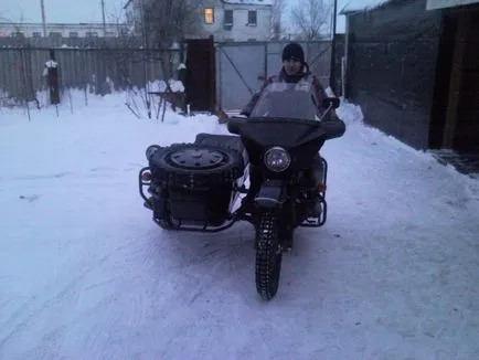 Én hű vas ló, motorkerékpár Ural Dnepr, bmw, motorkerékpár-javítás