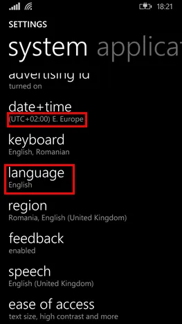 Cum pot schimba limba de afișare în Windows Phone 8