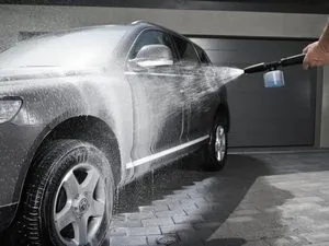 Cum să vă spălați mașina în gerul de recomandare, mijloace, metode, precauție