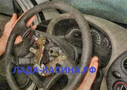 Cum de a elimina volanul pe Lada Kalina, fără Pb și airbag, portalul Lada Kalina - reparații,