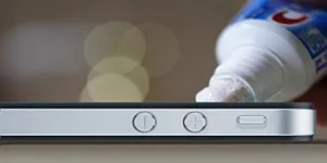 Hogyan lehet eltávolítani karcolások iPhone 5 a test vagy megszabadulni tőlük