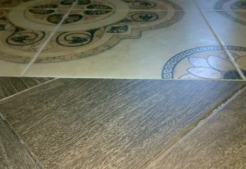 Hogyan terjed a padló a folyosón